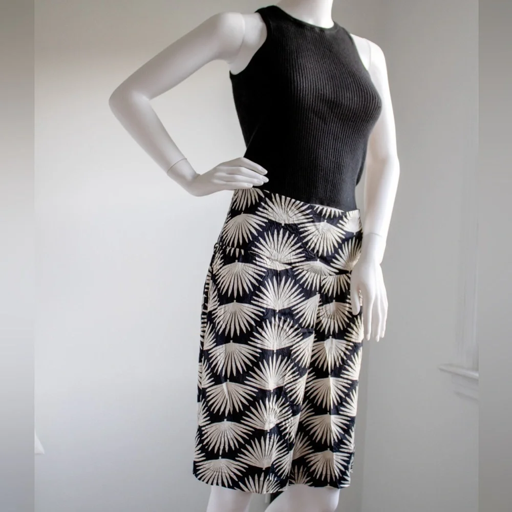 NWT! Masai Pinja Black & White Agave Print Women’s Trouser Shorts Size Large